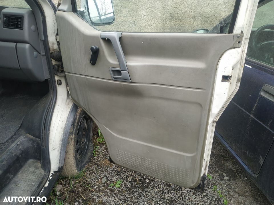 Dezmembrari  VW TRANSPORTER Mk 4 / T4  1990  > 2003 2.4 D Motorina - 4