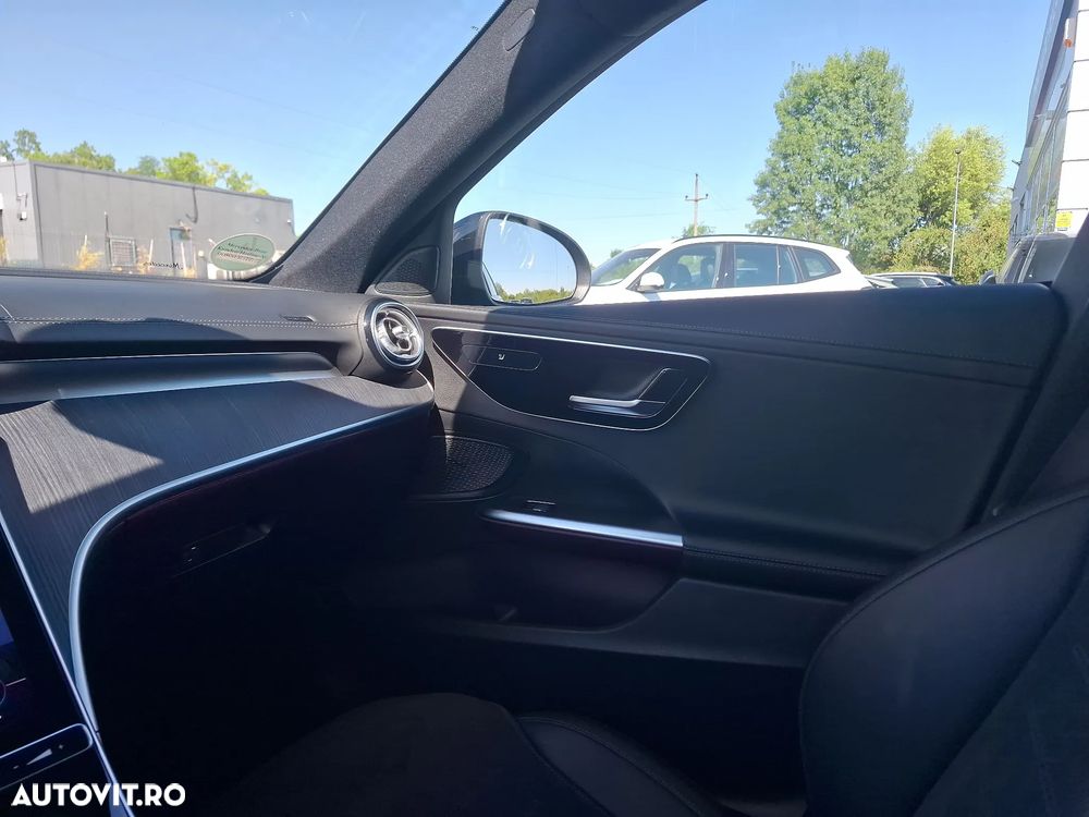 Mercedes-Benz C - 26