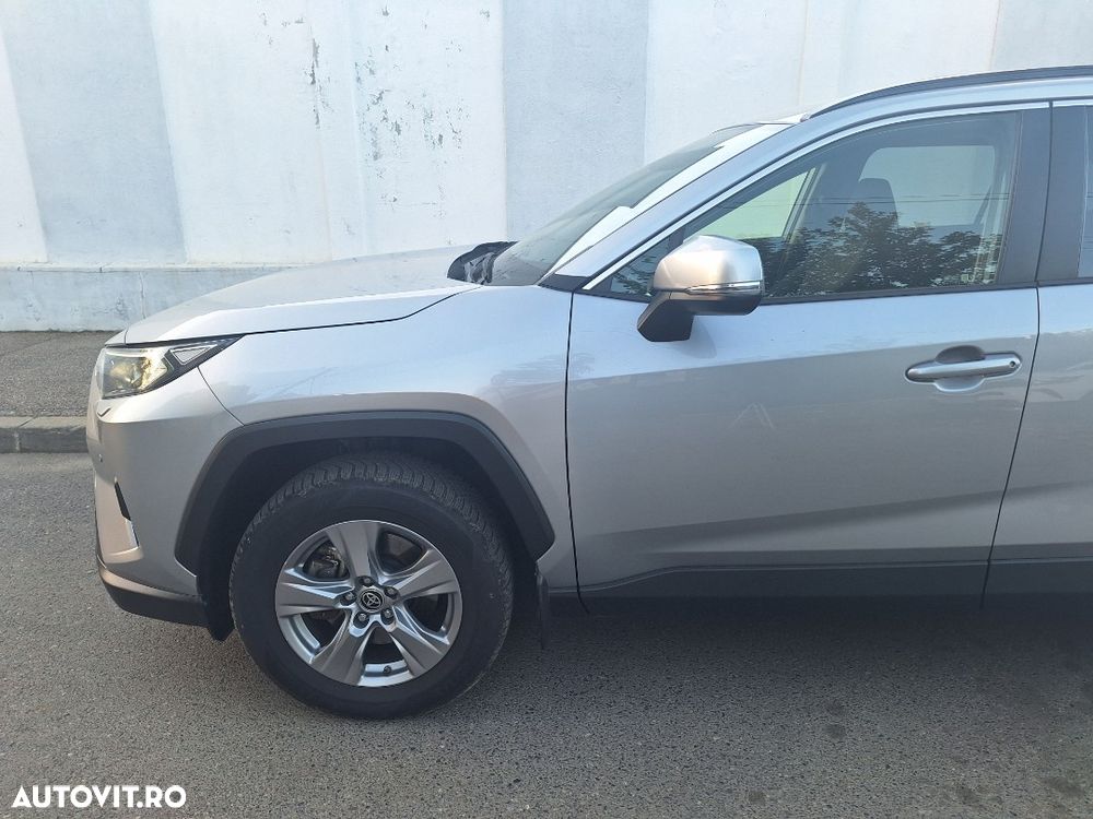TOYOTA RAV4 2024 — imagine 4