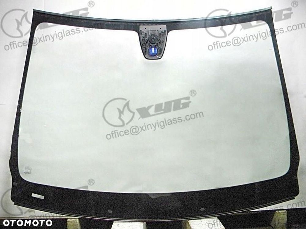 SZYBA CZOŁOWA MERCEDES B W246 2015- AKUSTYCZNA+SENSOR