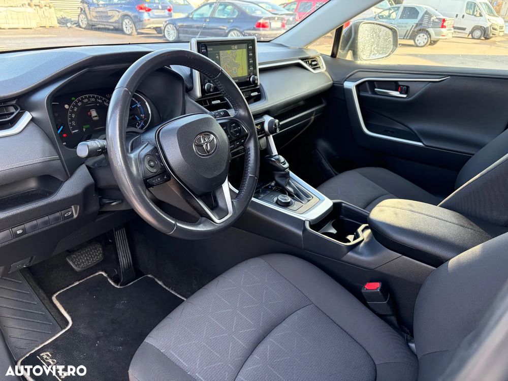 Toyota RAV4 - 25