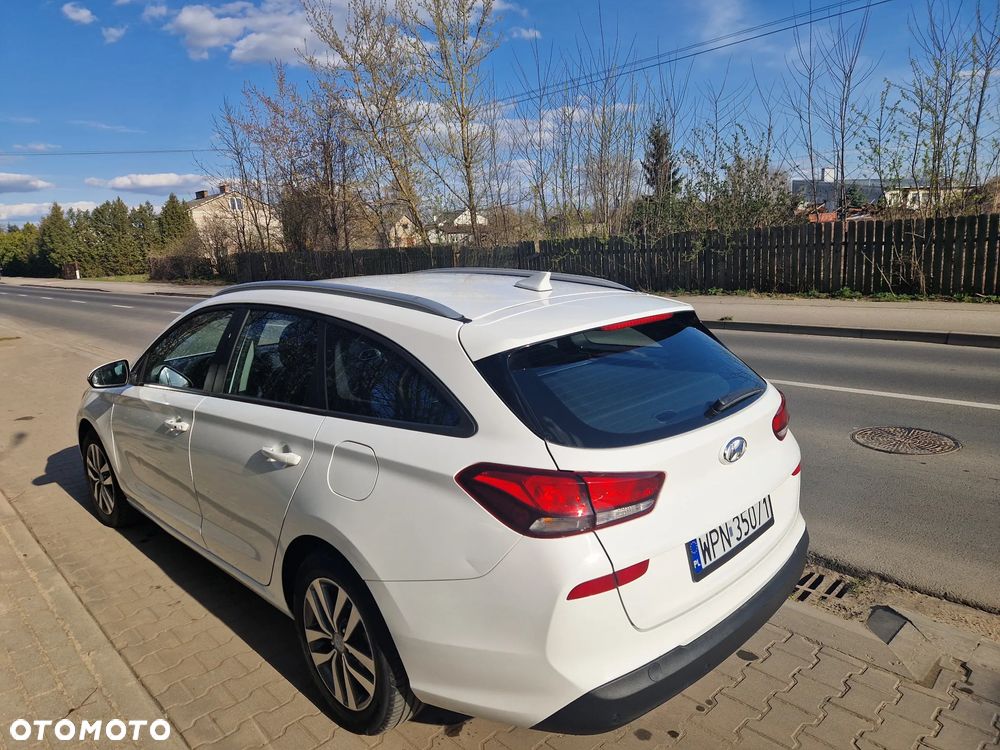 Hyundai i30 1.6 CRDI DCT EDITION 30 - 3