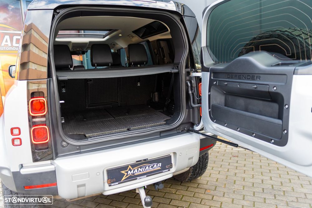 Land Rover Defender 2.0 D 110 AWD SE - 34