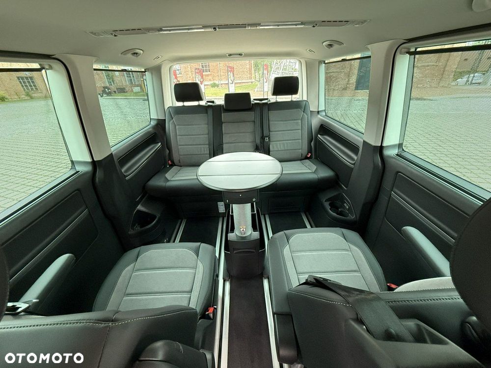 Volkswagen Multivan - 26