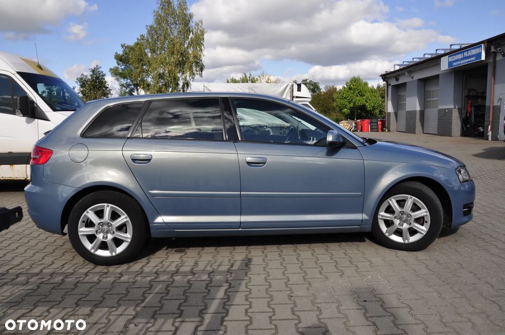 Audi A3 ver-2-0-tdi-dpf-attraction - 9