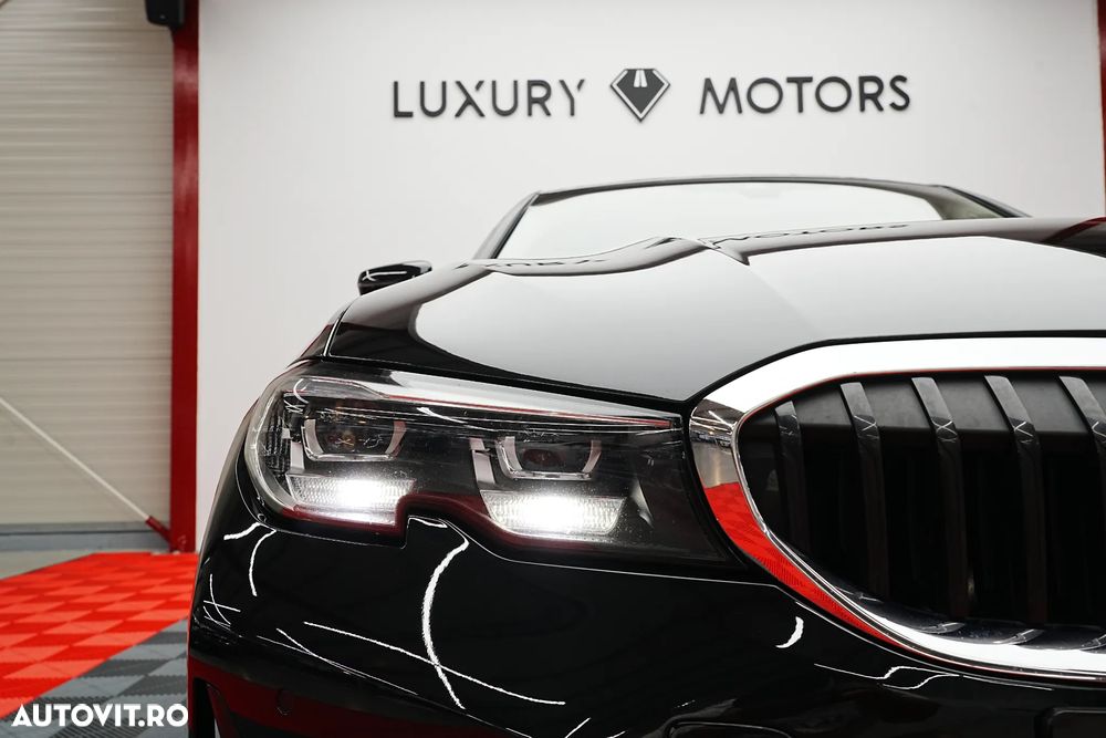 BMW Seria 3 330e Aut. Sport Line - 21
