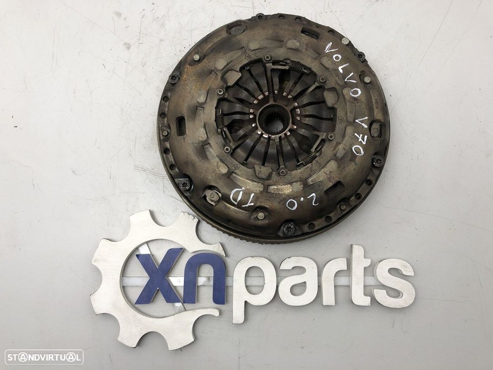 Volante Bi-massa Usado VOLVO V70 III (135) 2.0 D REF. MOTOR D4204T / QXWA - 1