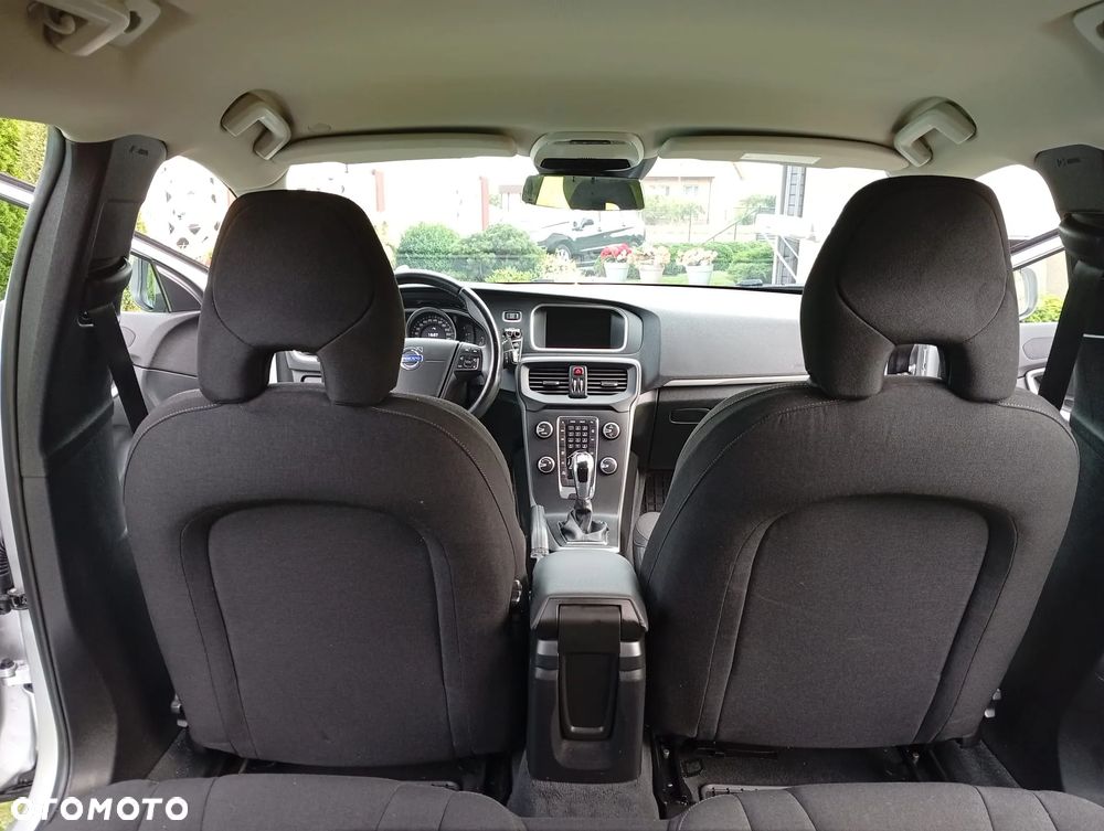 Volvo V40 D3 Kinetic - 12