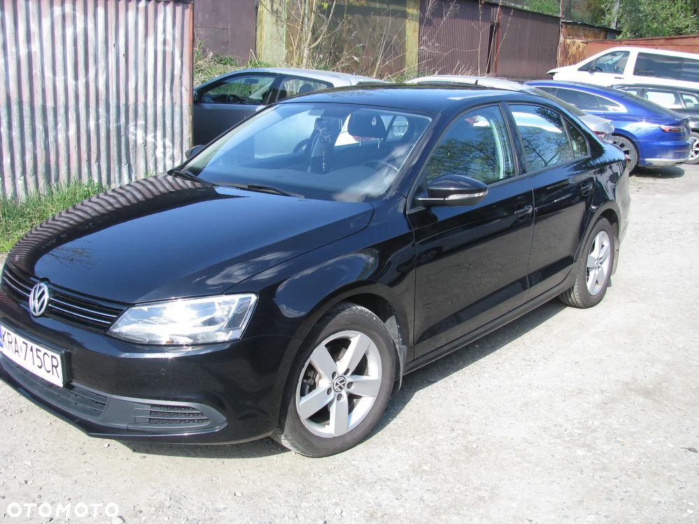 Volkswagen Jetta 1.6 TDI Comfortline - 2