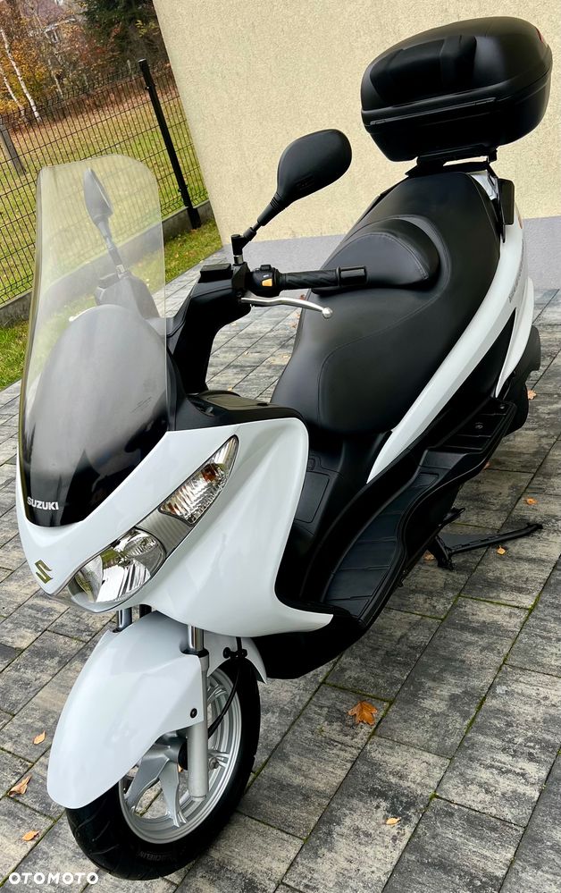 Suzuki Burgman - 1