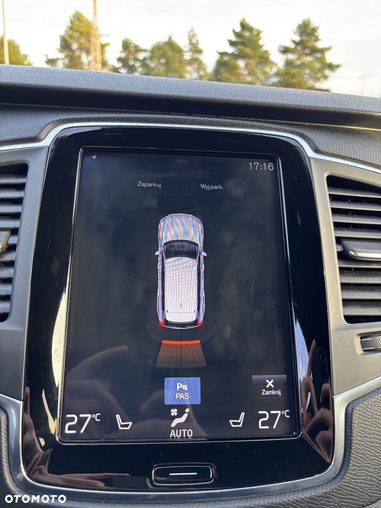 Volvo XC 90 D5 AWD Momentum - 26