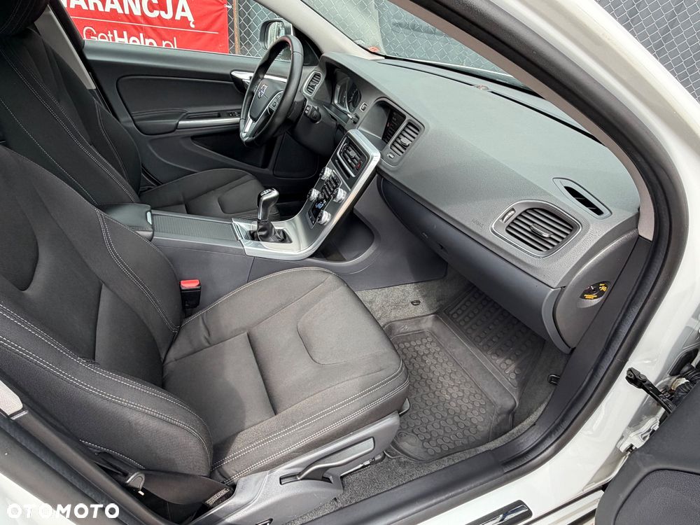 Volvo V60 D3 Drive-E Momentum - 7