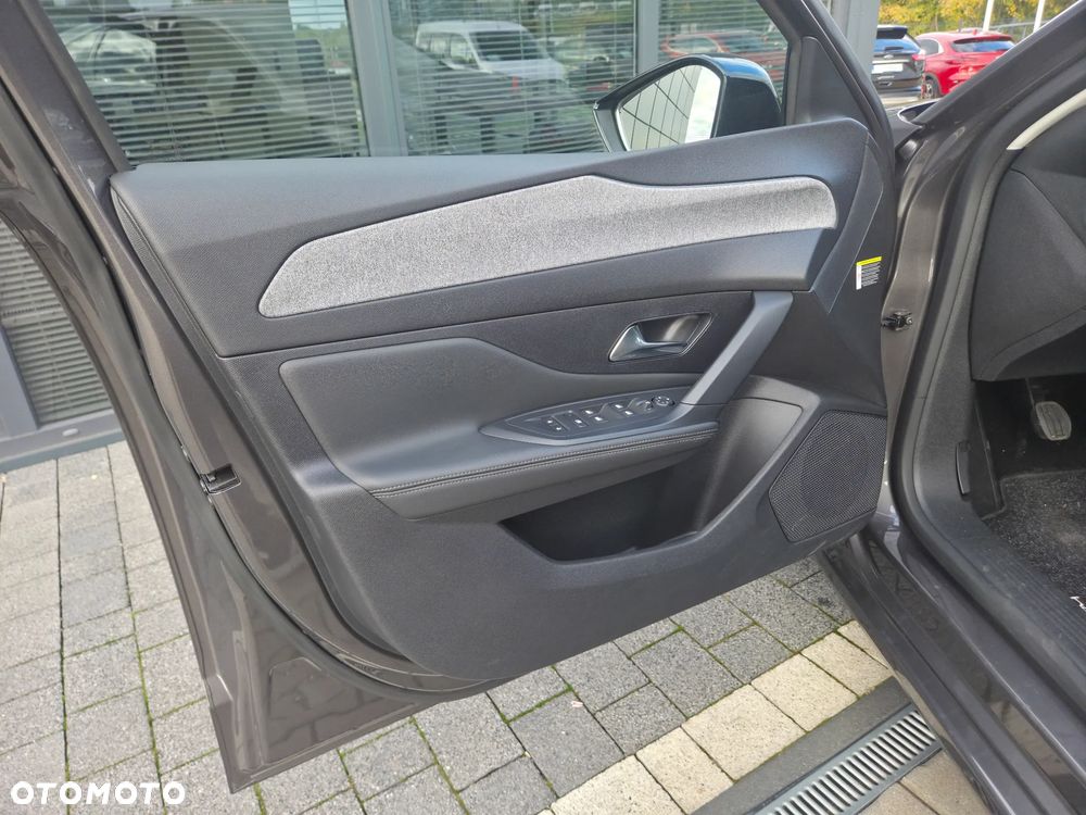 Peugeot 308 1.5 BlueHDi Allure Pack S&S - 27