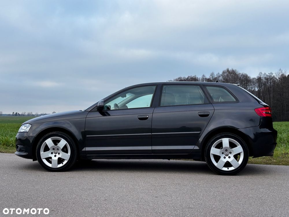 Audi A3 Sportback 2.0 TDI DSG Ambition - 10