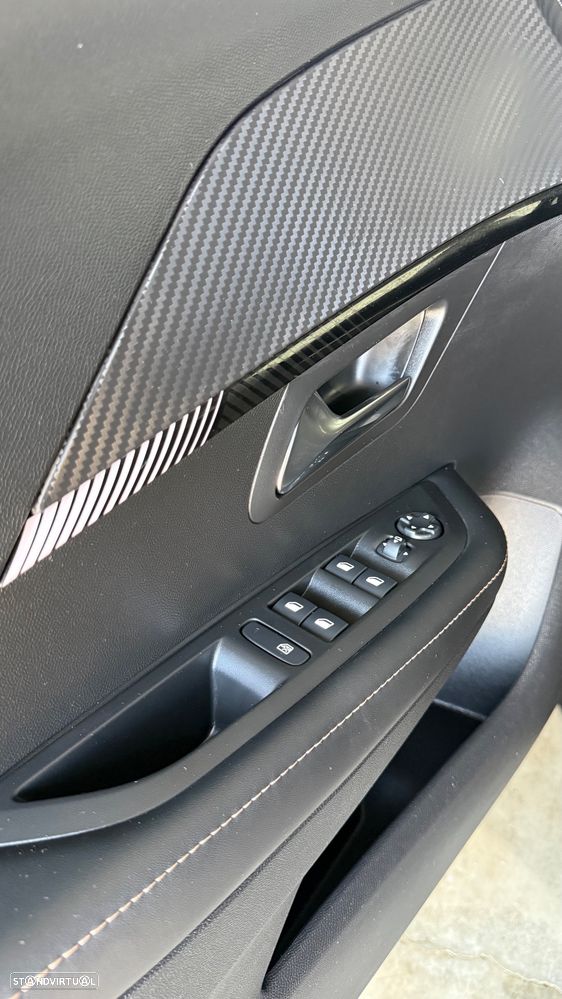 Peugeot 208 1.2 PureTech Allure - 14