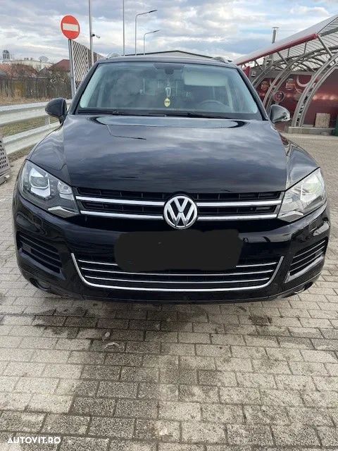 Volkswagen Touareg 3.0 V6 TDI BMT - 3