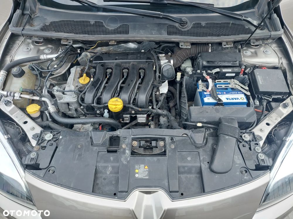 Renault Megane 1.6 16V 110 Paris - 26