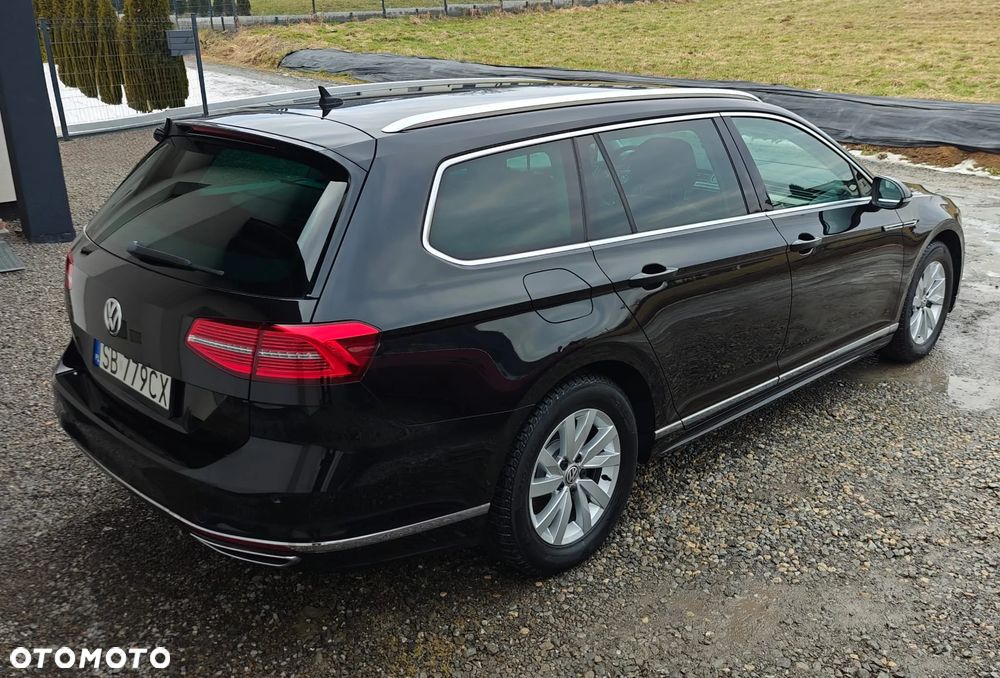 Volkswagen Passat 2.0 TDI SCR DSG Highline - 18