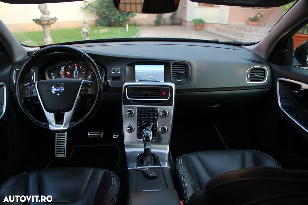 Volvo S60 D4 Geartronic RDesign - 6