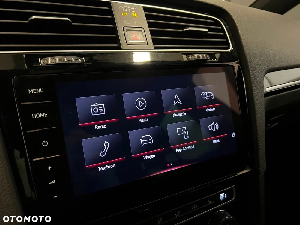 Volkswagen Golf GTI Performance BlueMotion Technology DSG - 32