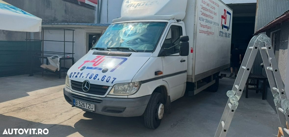 Mercedes-Benz Sprinter - 1