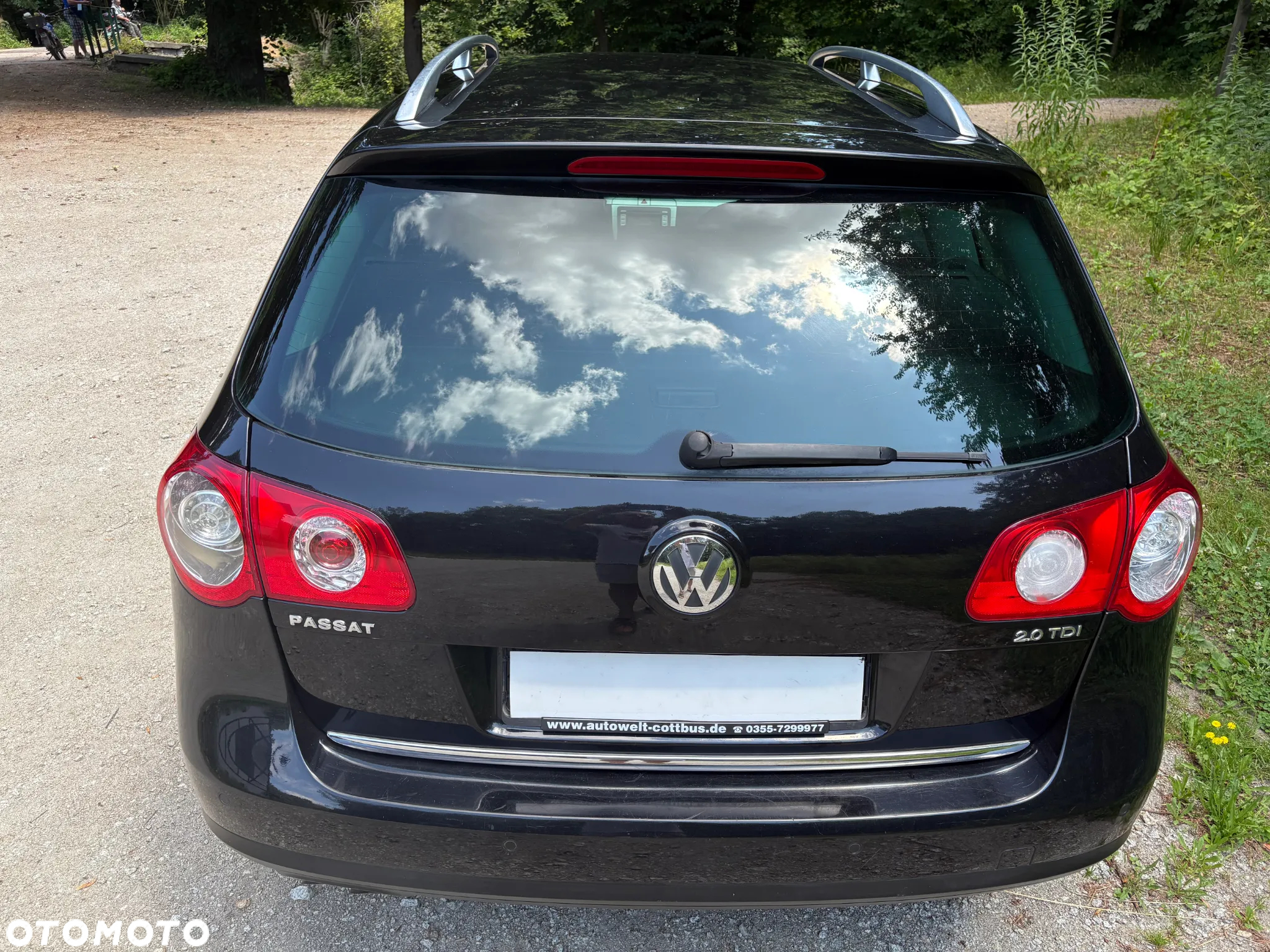 Volkswagen Passat 2.0 TDI Comfortline - 8