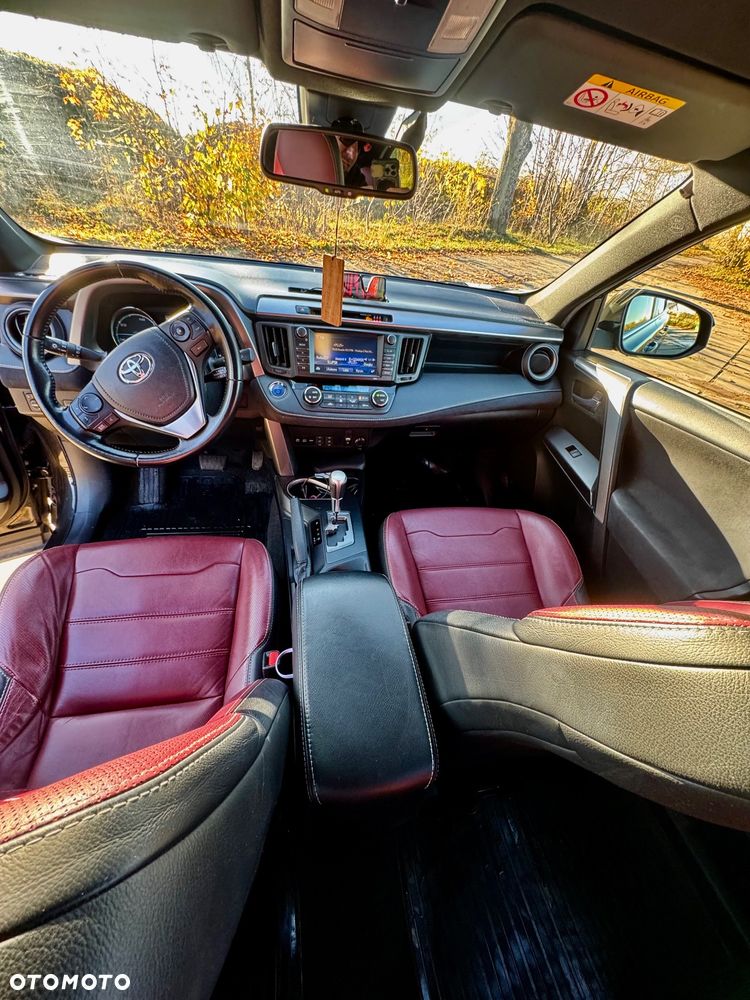 Toyota RAV4 Hybrid Selection 4x2 - 8