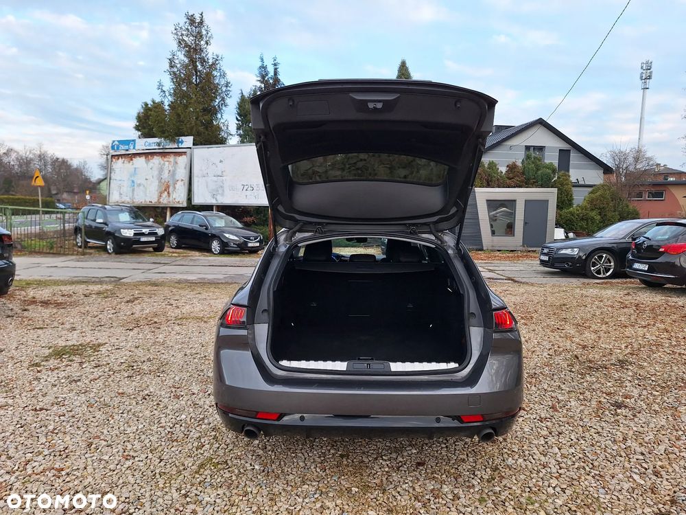 Peugeot 508 1.6 PureTech HYbrid PHEV Allure S&S EAT8 - 10