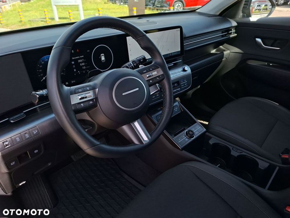 Hyundai Kona - 12