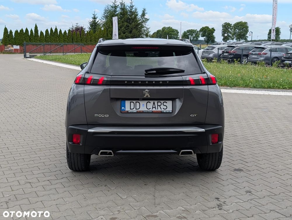Peugeot 2008 PureTech 130 EAT8 GT - 13
