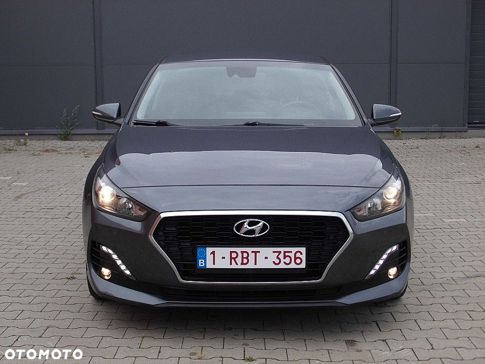 Hyundai i30 1.6 CRDI Premium DCT - 21