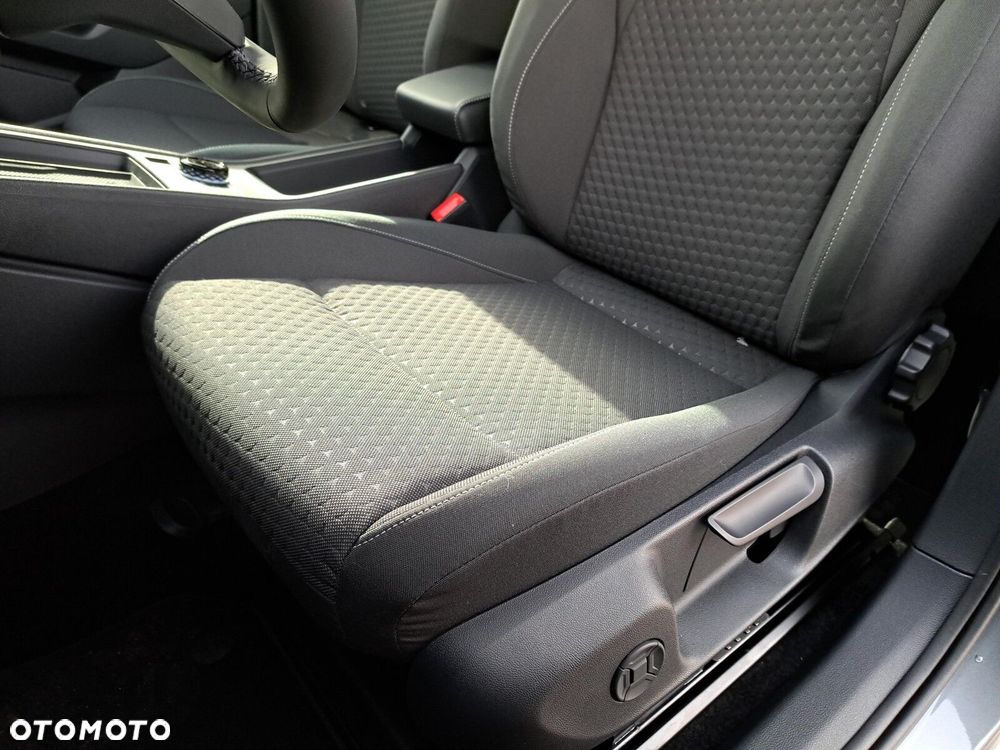 Volkswagen T-Roc 1.5 eTSI Life DSG - 18