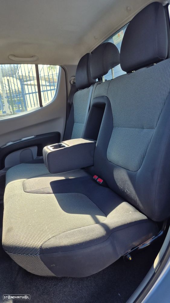 Mitsubishi L200 2.5 TD CD Dakar Full Box - 10