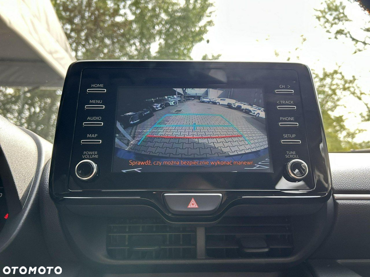 Toyota Yaris - 24