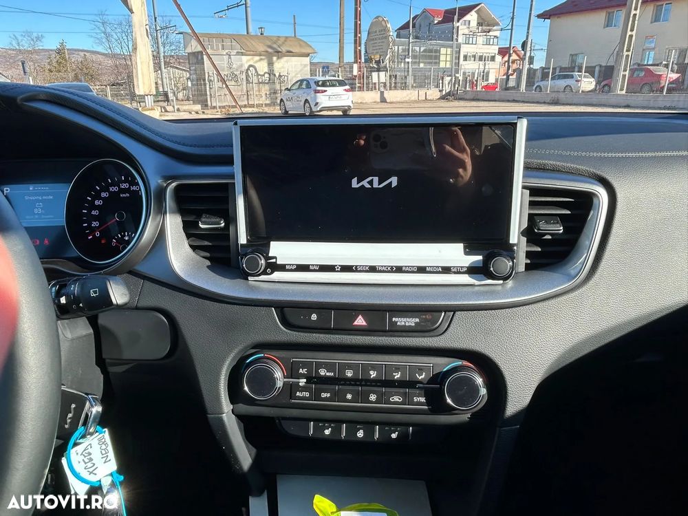 Kia XCeed 1.6 T-GDI 7DCT City - 28