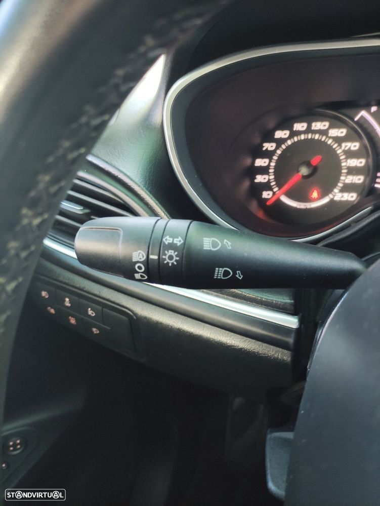 Fiat Tipo Station Wagon 1.3 M-Jet Lounge - 11