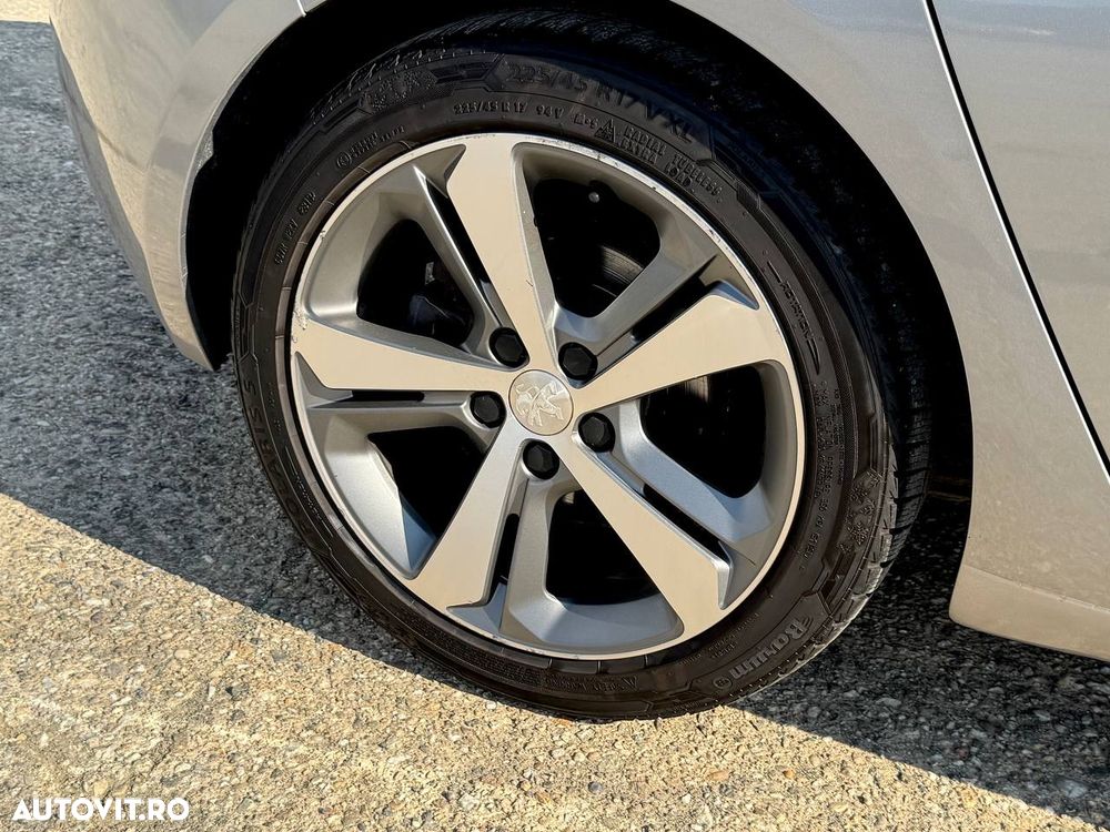 Peugeot 308 - 10