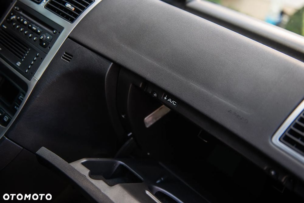 Peugeot 307 110 Grand Filou - 25