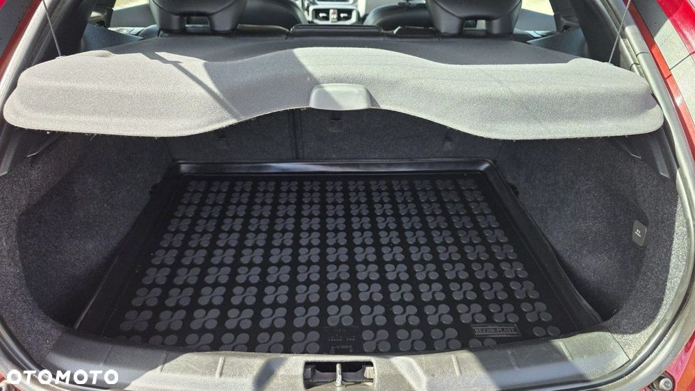 Volvo V40 - 22