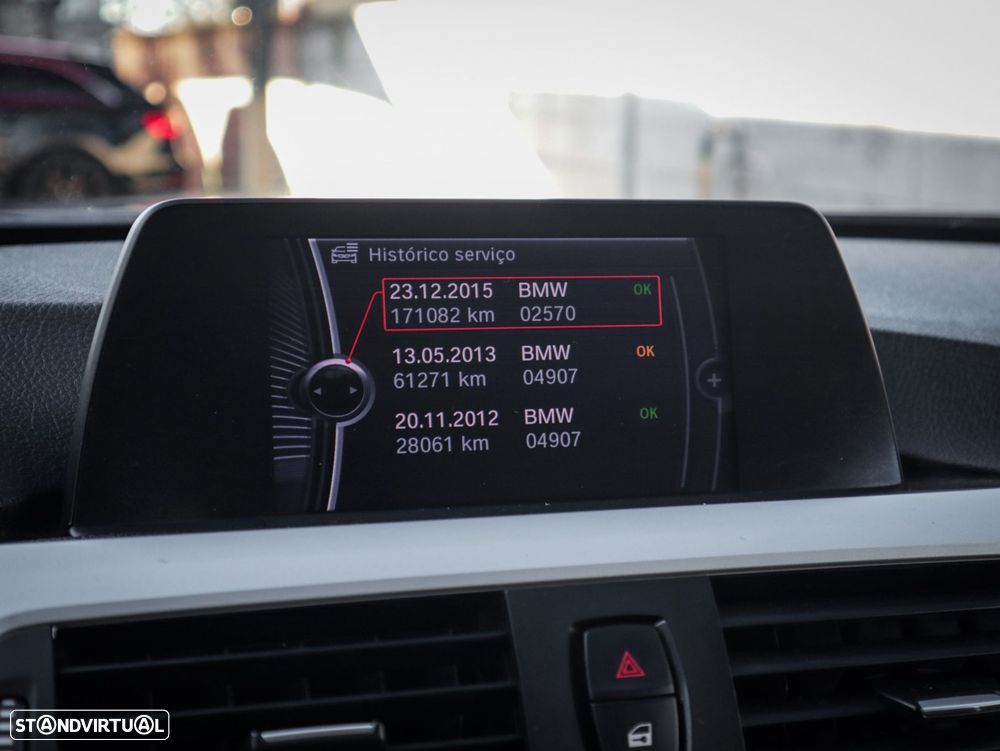 BMW 320 d EfficientDynamics Auto Line Sport - 33