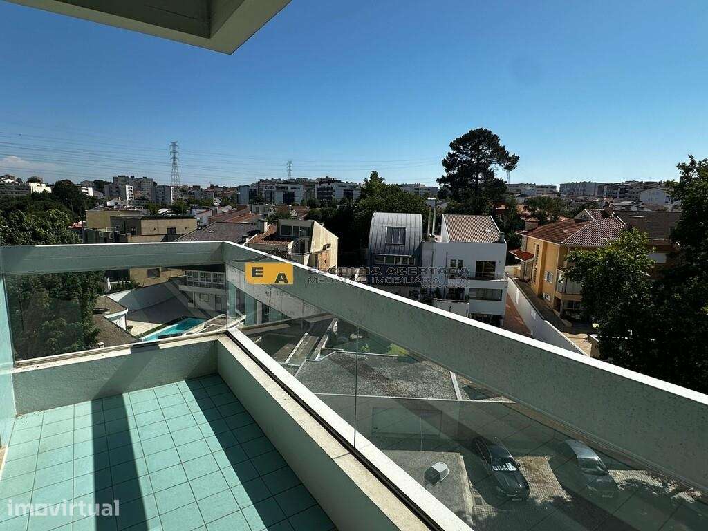 Apartamento T2 no Edifício Do Lago - Grande imagem: 2/24