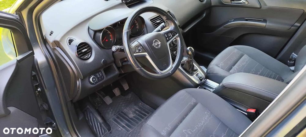 Opel Meriva - 14