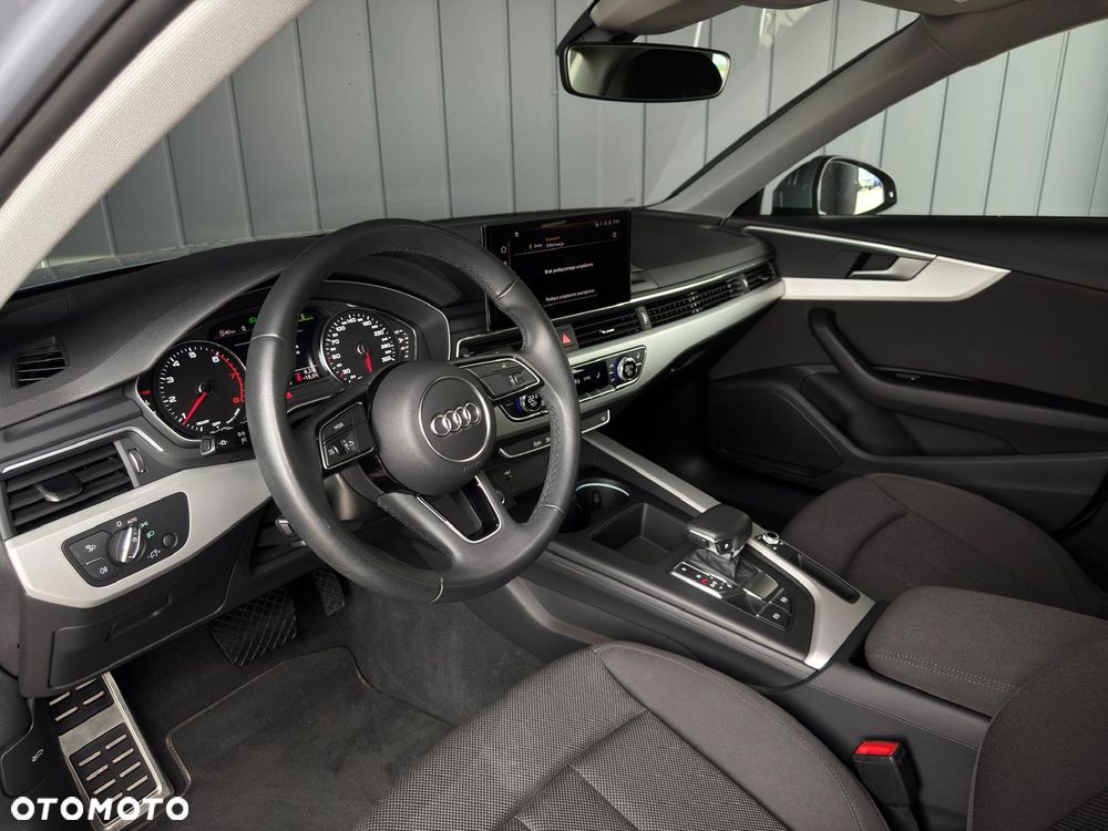 Audi A4 Limousine 35 TFSI mHEV S tronic - 8