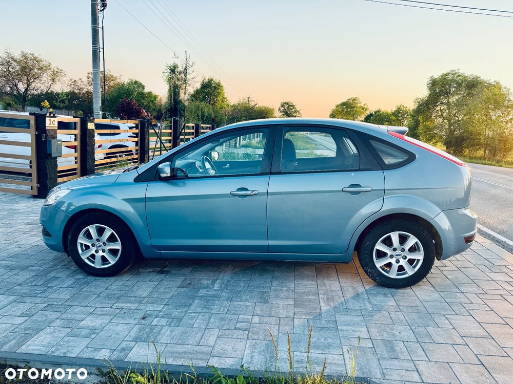 Ford Focus 1.6 16V Sport - 27