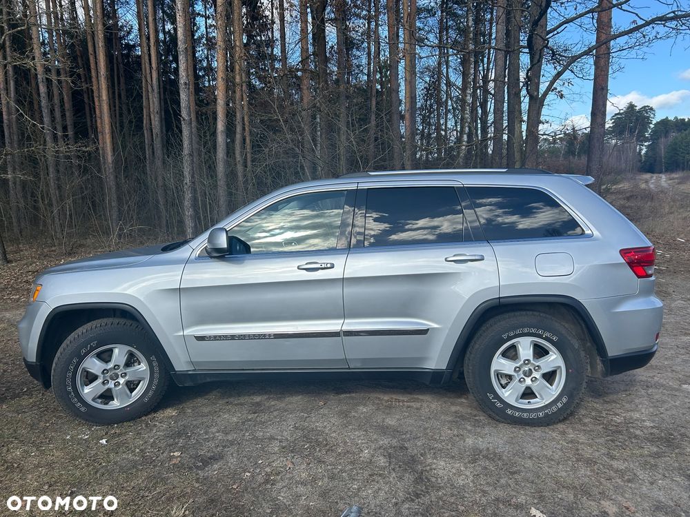Jeep Grand Cherokee - 24