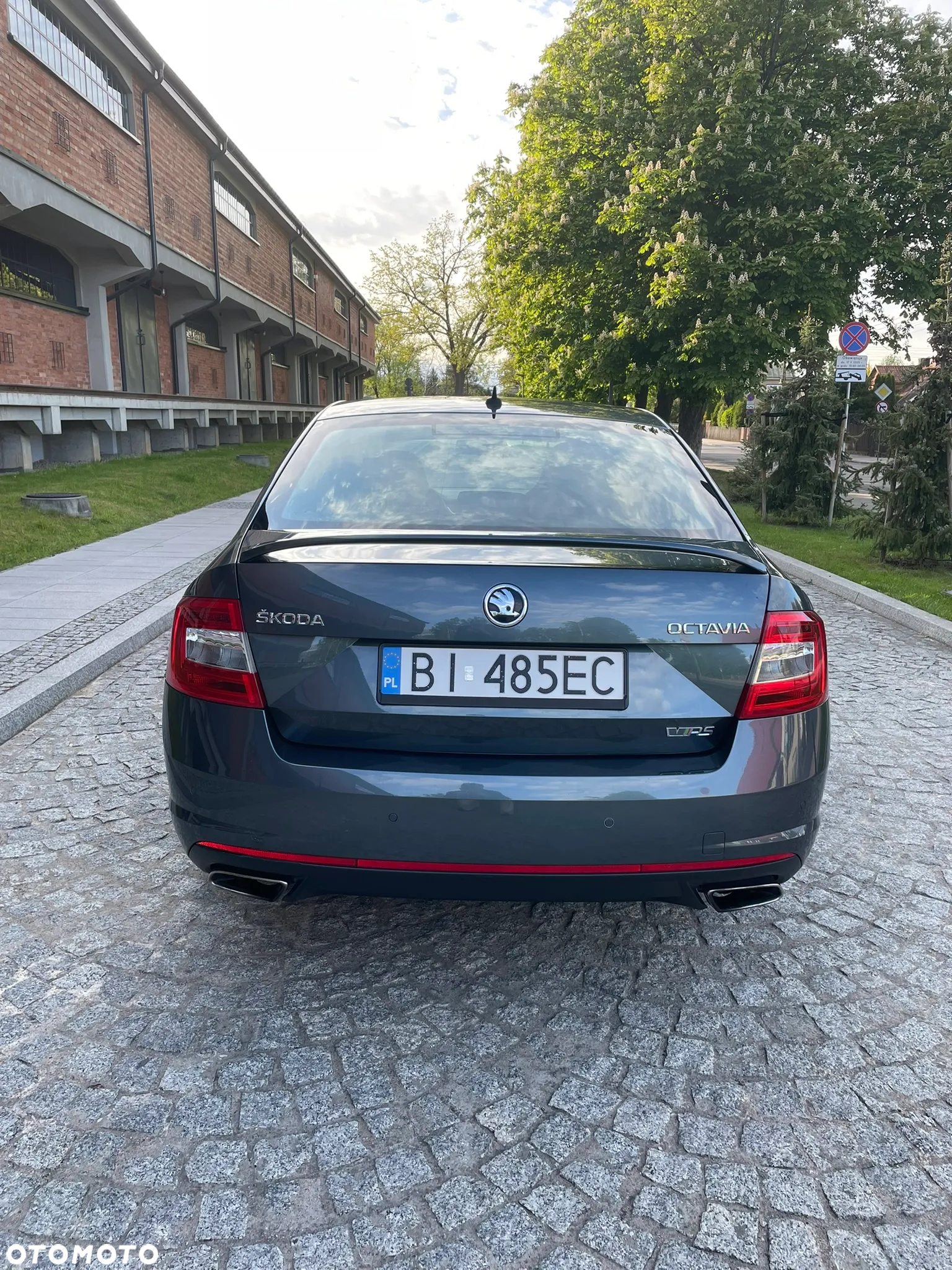 Skoda Octavia 2.0 TSI RS - 5