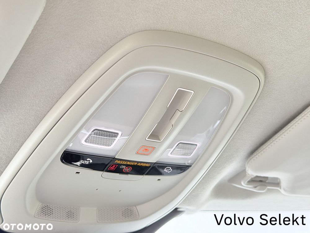 Volvo XC 90 - 37