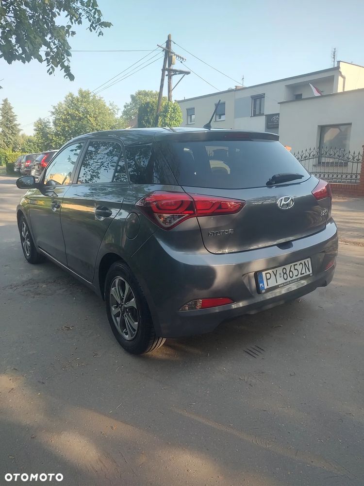Hyundai i20 1.2 Passion - 14