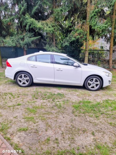 Volvo S60 2.5 T5 AWD - 5