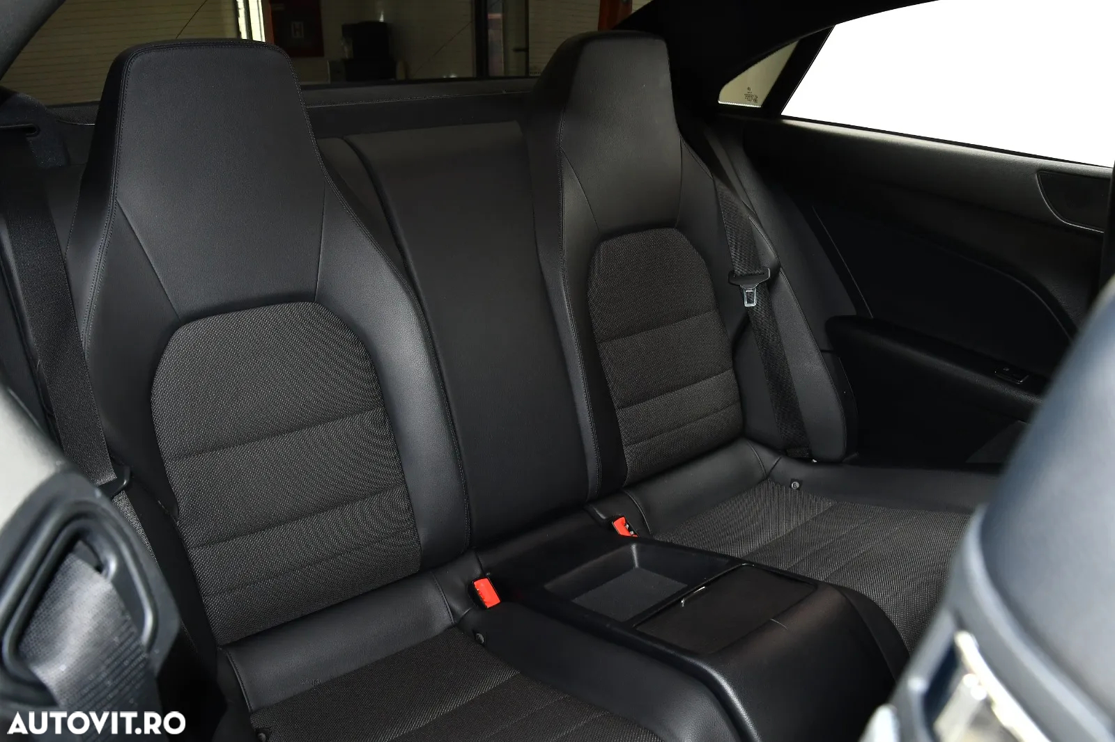 Mercedes-Benz E 250 CDI DPF Coupe BlueEFFICIENCY Automatik Avantgarde - 15